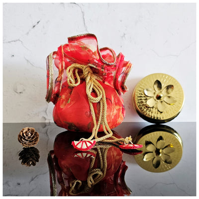 Diya with Lotus Lid - Gold with Gift Wrap (Red)