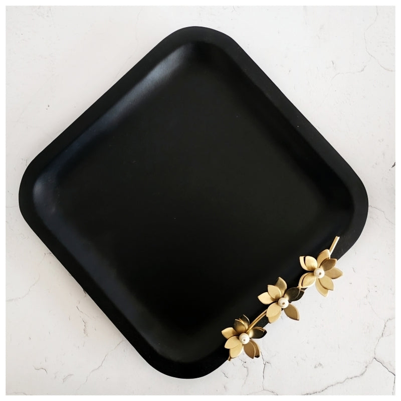 Luxe Gifting - Square Tray - Gold Leaf with Pearl - Black