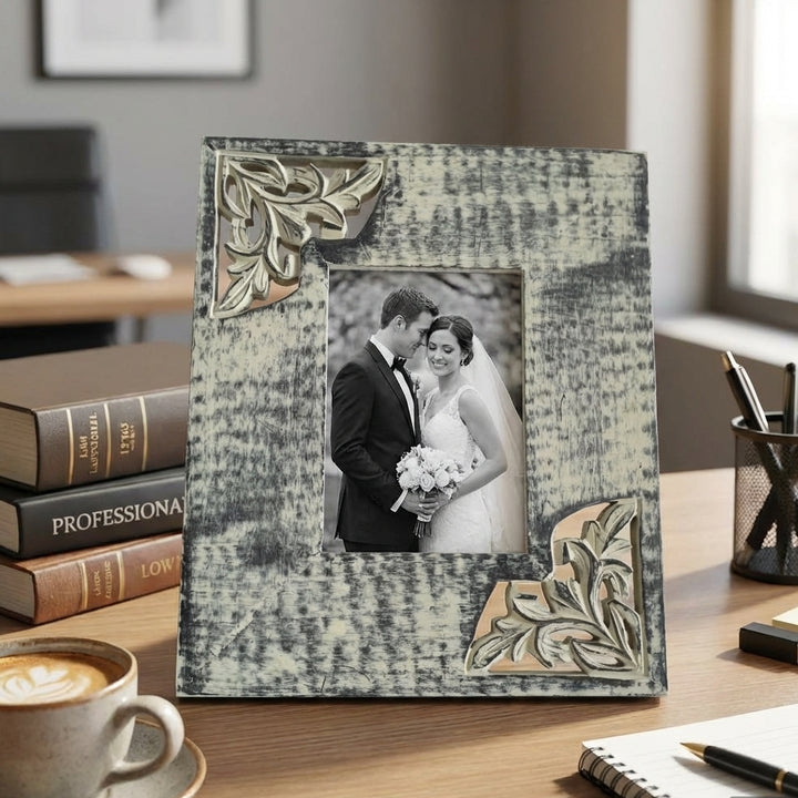 Photo Frame - Distress Green - Sides Carved