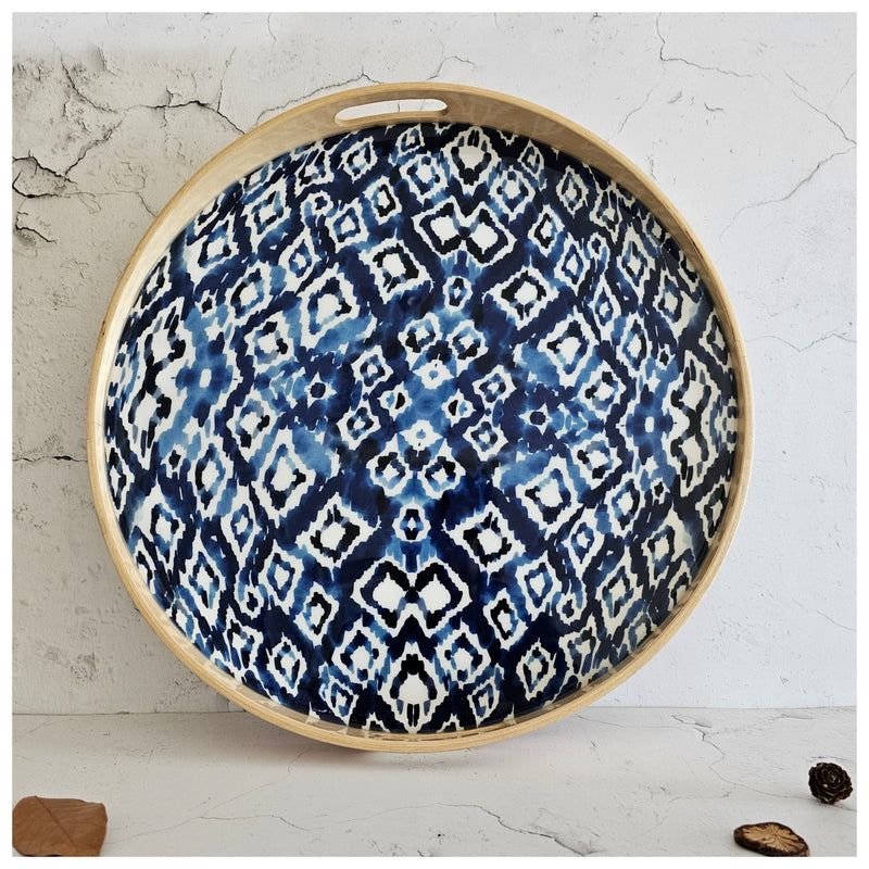 SERVING TRAY WITH HANDLE CUTS - ROUND - IKAT SHIBORI