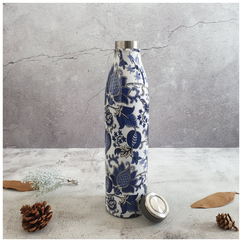 INSULATED 750 ml TALL BOTTLE - Blue & White Acorn