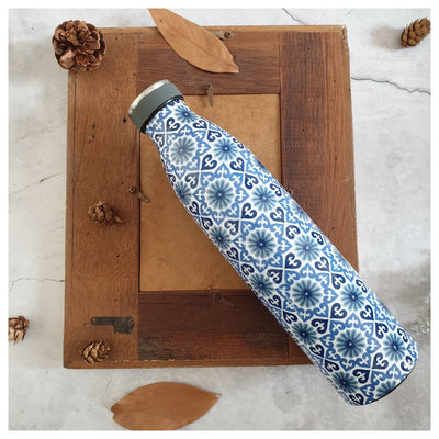 INSULATED 750 ml TALL BOTTLE - MOROCCAN BLUE ABSTRACT
