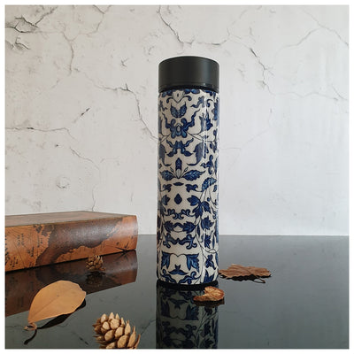 INSULATED SWEAT BOTTLE - 500 ML - INDIGO BLUE FLORAL