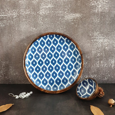 PLATTER - ROUND - BLUE & WHITE IKAT