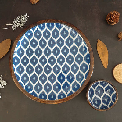 PLATTER - ROUND - BLUE & WHITE IKAT