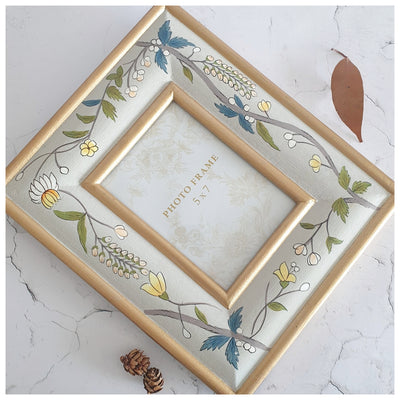 Photo Frame - Hand Painted - Grey Blossom (5"x7")