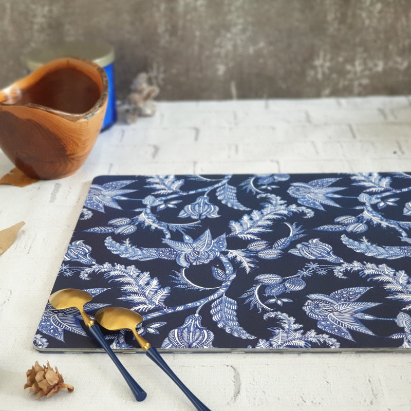WIPE CLEAN TABLEMATS/PLACEMATS - BLUE KNIGHT