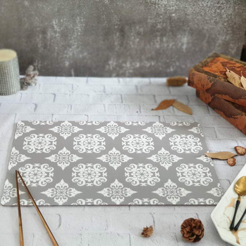 WIPE CLEAN TABLEMATS/PLACEMATS - GRAY FLORAL MANDALA