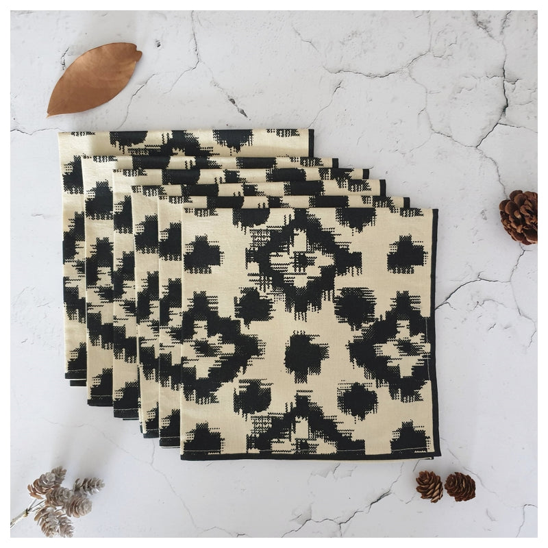 TABLEMATS & NAPKINS IN COTTON -  Ikat Ebony (Set of 6 each)