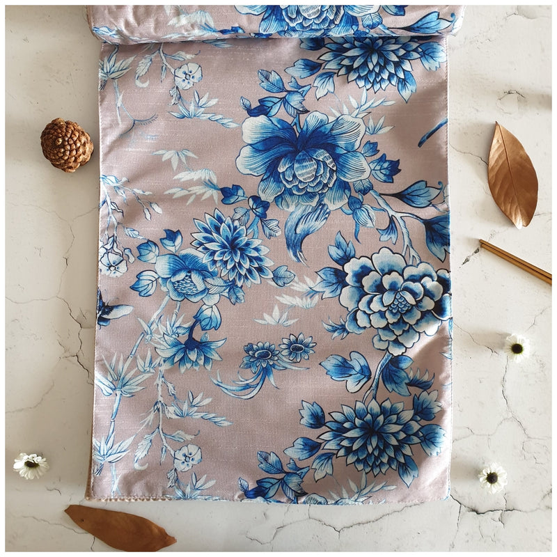 TABLE RUNNER IN DUPON SILK - ENCHANTED FOREST