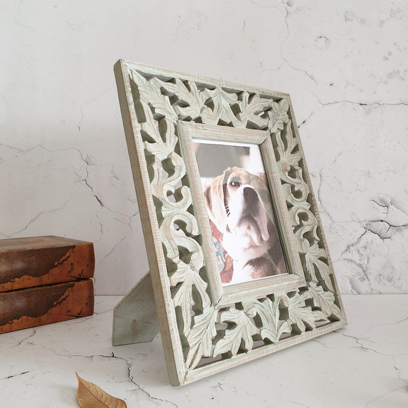 Photo Frame - Distress Green - Leaves Carving with border