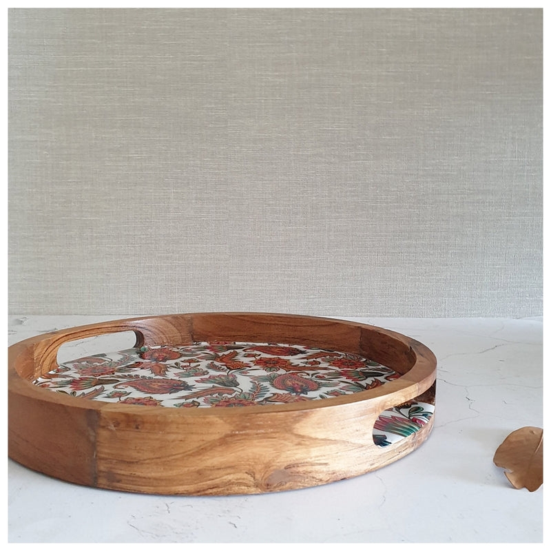 SERVING TRAY WITH SLIT HANDLE CUTS - ROUND - PAISLEY
