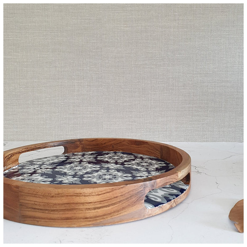 SERVING TRAY WITH SLIT HANDLE CUTS - ROUND - MOROCCAN BLUE FLORAL
