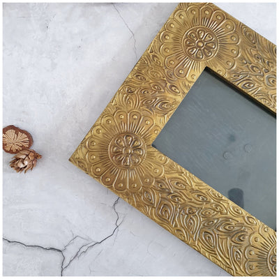 Photo Frame - Gold Floral Embossed (Glossy)