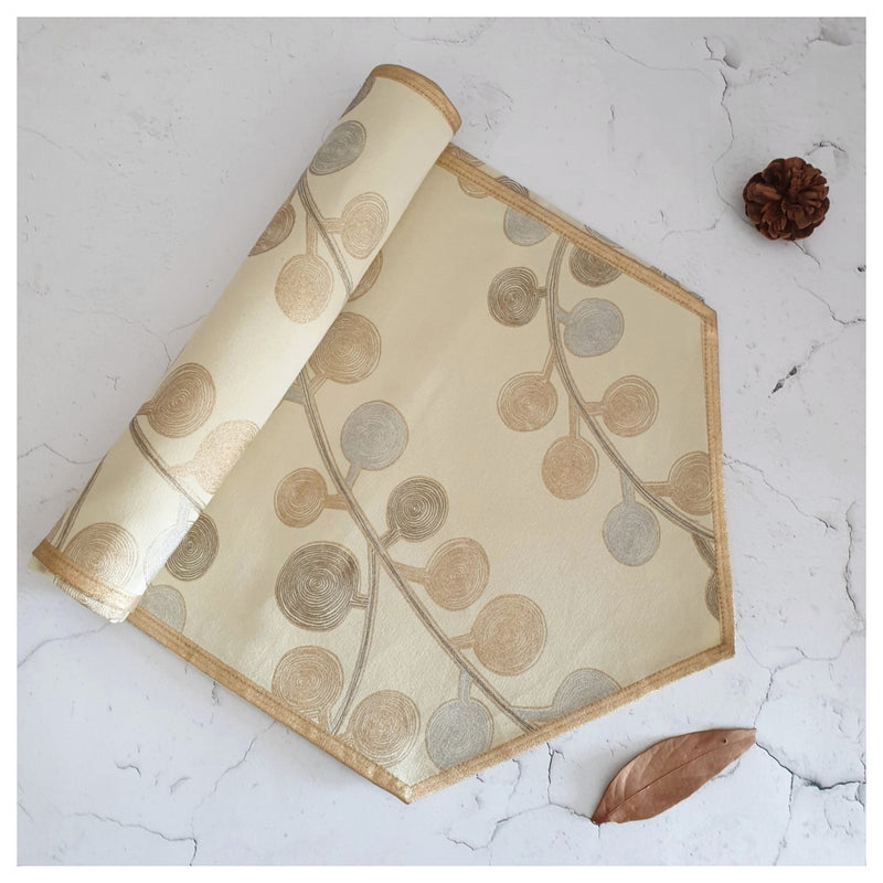 TABLE RUNNER IN COTTON - GOLD LEAF